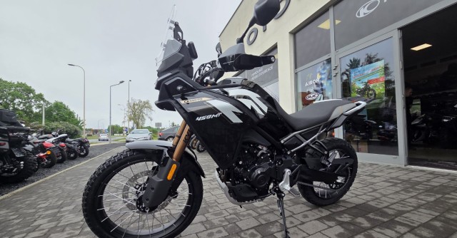 cf-moto