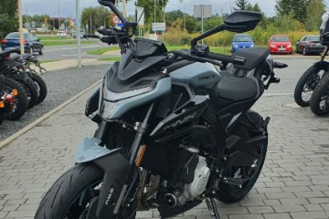 CF MOTO 675 NK Szary - Rok 2026
