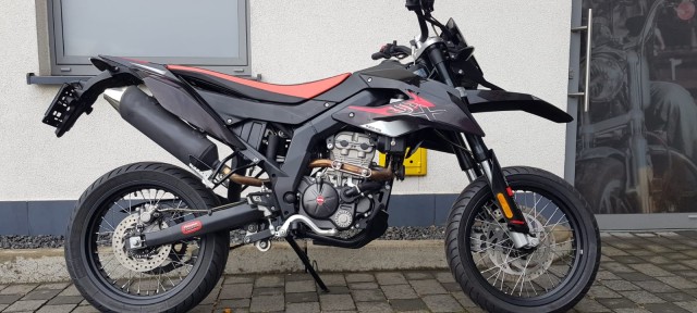 aprilia